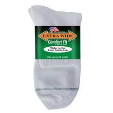 Load image into Gallery viewer, Extra Wide Athletic Quarter Sock - White
